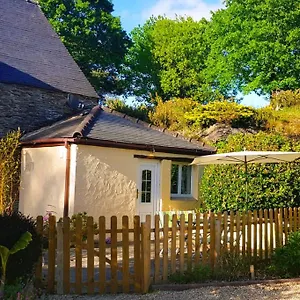 Le Vieux Moulin - A Charming Stone With Garden View And Seasonal Pool Holiday home Guegon